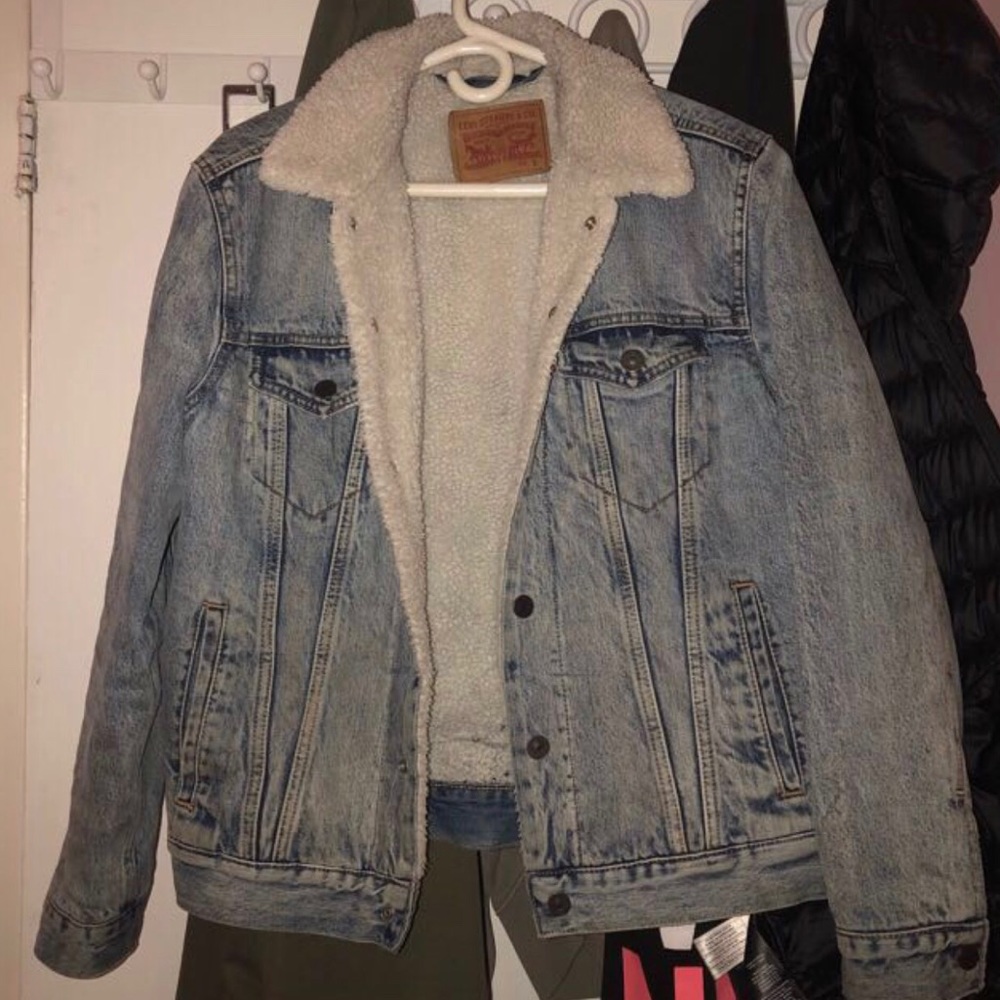 Levi’s Sherpa Trucker Jacket